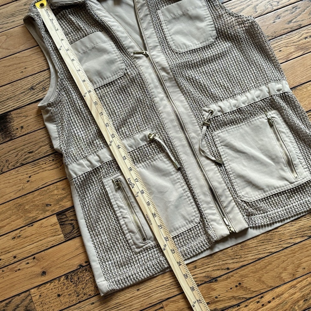 Chicos Zenergy Neema Foil Mesh Front Vest Size Small Sleeveless Utility Gorpcore - Picture 7 of 11